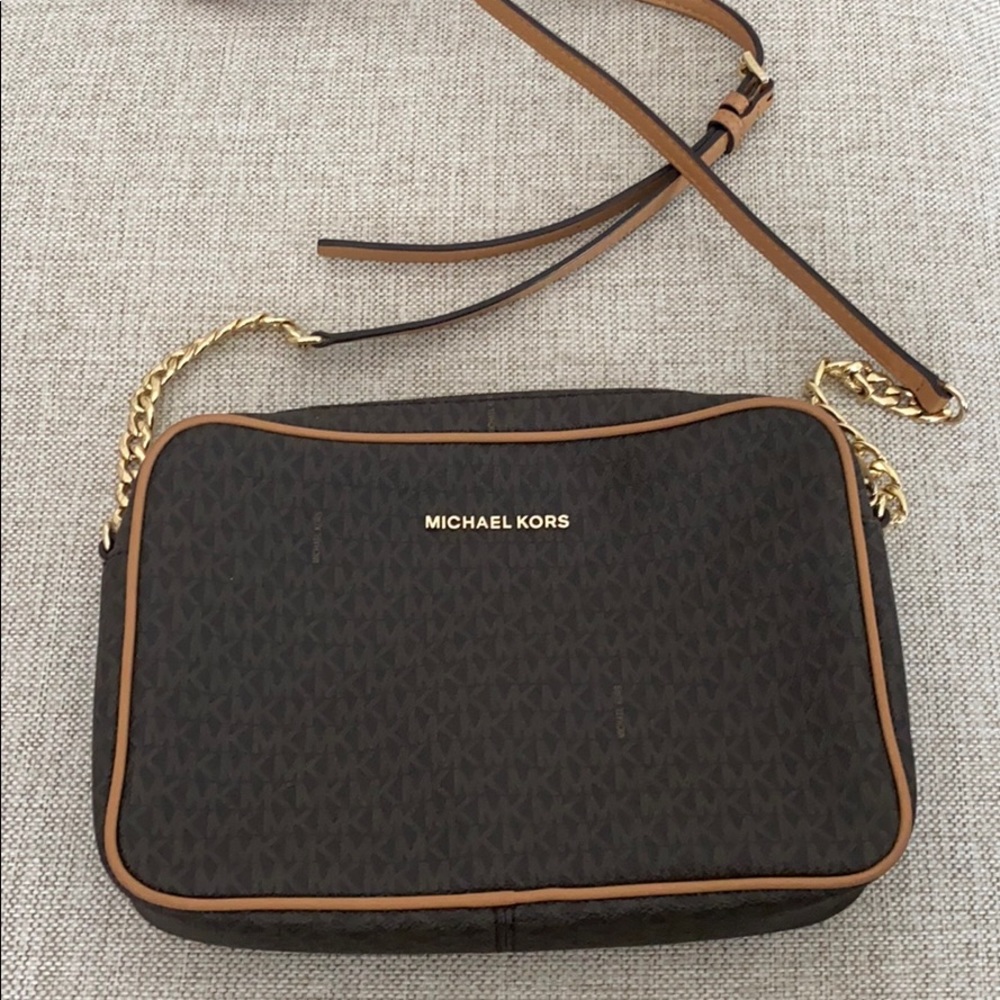 Michael Kors crossbody bag